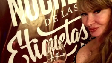 Isabel De Negri tiene una vinoteca, Dionisios, desde hace 20 años. (Facebook)