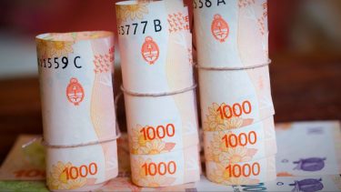 No conviene. Los pronósticos de inflación son realmente alarmantes y debemos darnos cuenta de que el plazo fijo históricamente ha perdido contra otros instrumentos.