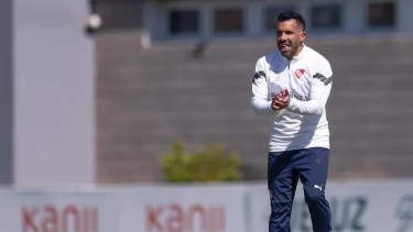 Tévez inició la pretemporada con tres de sus cuatro refuerzos.
