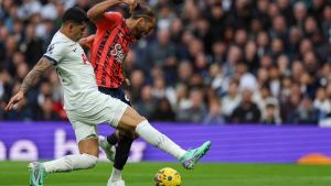 Mirá la increíble salvada de Cuti Romero en la victoria del Tottenham ante el Everton