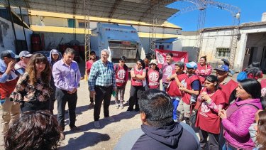 Asamblea de trabajadores de Jacobacci con ATE Bariloche y el intendente Mellado. Gentileza
