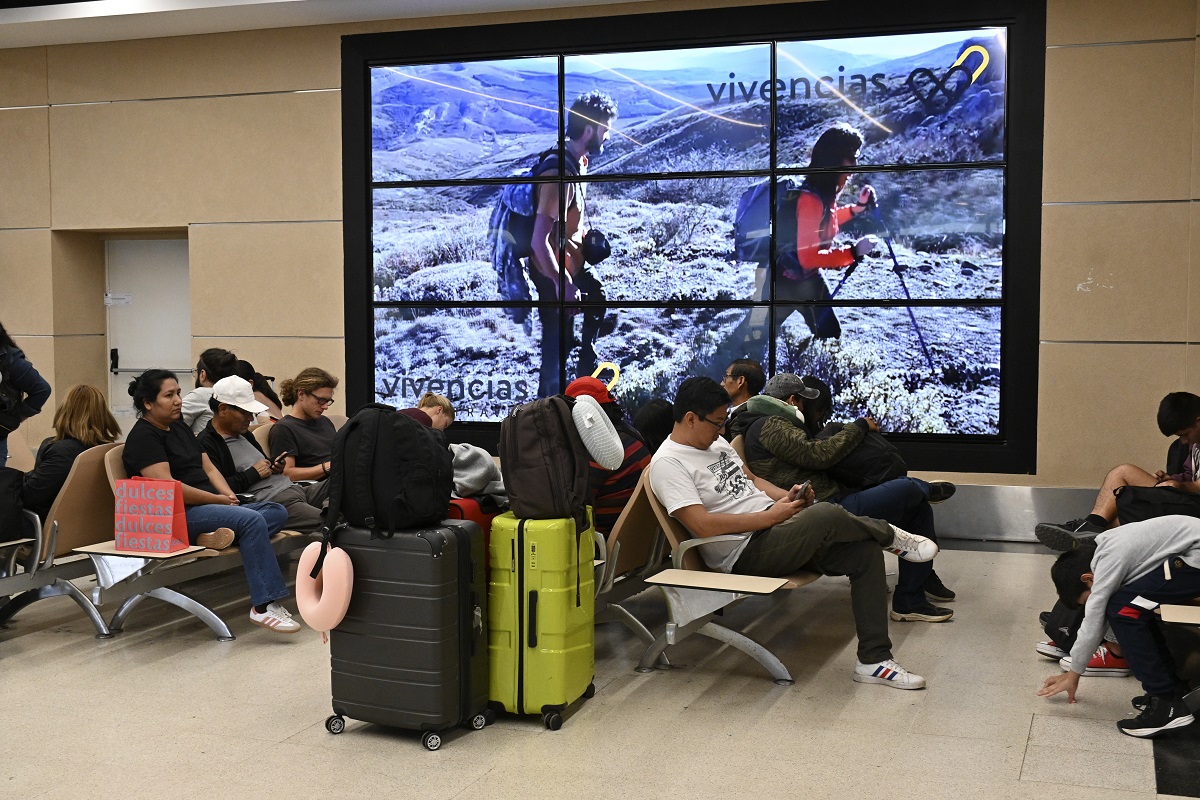 Aseguran que cayó el movimiento en el aeropuerto de Bariloche. Foto: Chino Leiva