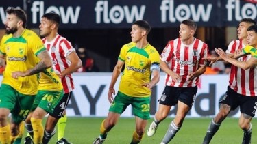 Defensa y Estudiantes jugarán la final de la Copa Argentina el miércoles 13 de diciembre. Archivo.
