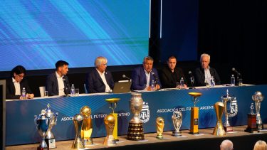 En la Asamblea Ordinaria de noviembre, los dirigentes rechazaron las SAD. (Foto: Prensa AFA)