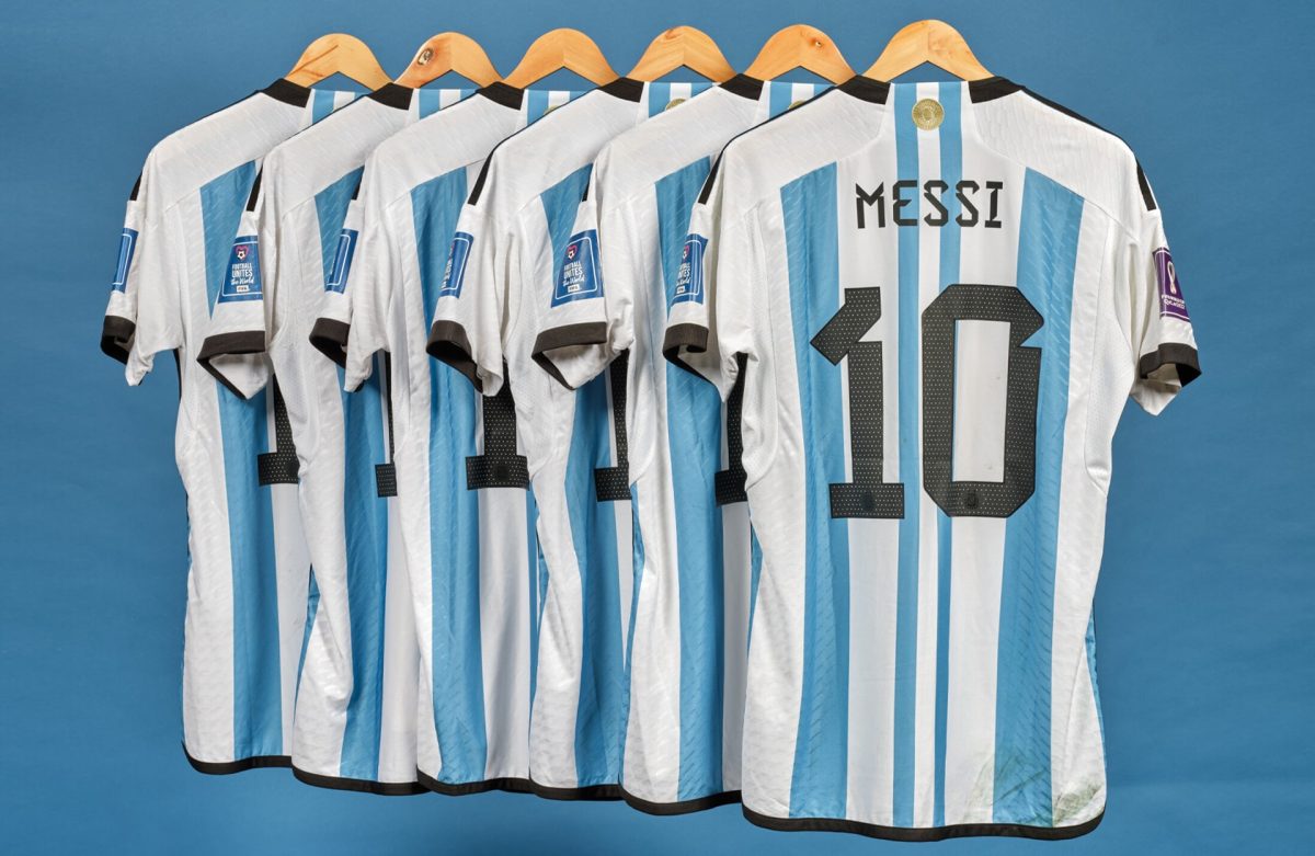 Seis camisetas que Lionel Messi usó durante el Mundial de Qatar fueron subastadas en una cifra millonaria.