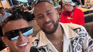 Neymar está a bordo de un crucero que lleva su nombre.