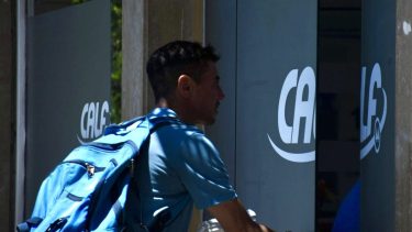 Los usuarios de Calf recibirán a partir de 2024 la boleta del suministro más otros ítems, como la deuda con Cammesa (foto Matías Subat)
