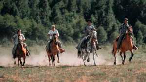 Llegó el verano al invierno: las propuestas de los centros de esquí de la Patagonia para disfrutar
