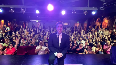 Jey Mammon volvió al teatro y hará un unipersonal en Villa Carlos Paz. 