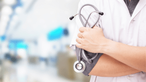 El futuro de la medicina: un láser con IA detecta latidos cardíacos reemplazando al estetoscopio