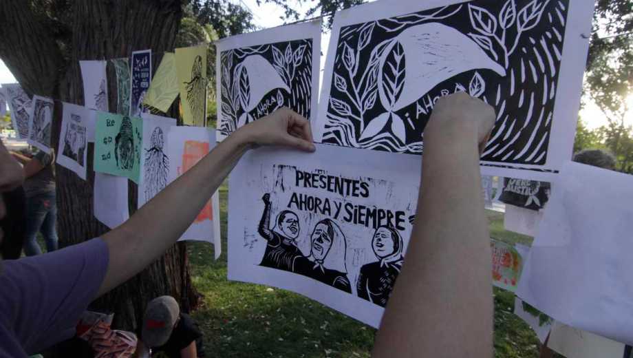 La 45° Marcha de la Resistencia en Neuquén fue convocada a las 20 en Olascoaga y Vuelta de Obligado (foto Oscar Livera)
