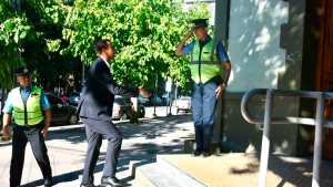 «No podemos delegar las políticas públicas en las organizaciones», dijo Castelli sobre el conflicto