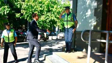 El ministro de Trabajo y Desarrollo Laboral de Neuquén, Lucas Castelli, dialogó con RÍO NEGRO RADIO sobre el conflicto con las organizaciones sociales. (Foto: Matías Subat).