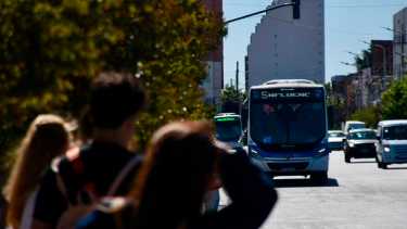 En Neuquén el colectivo cuesta 759 pesos. Foto: Matías Subat