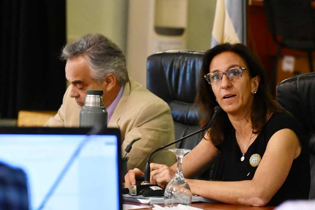 La jueza María Paula Marisi y el juez Alejandro Vidal dejarán la sede de las audiencias para ir a la ex U9 (foto Matías Subat)