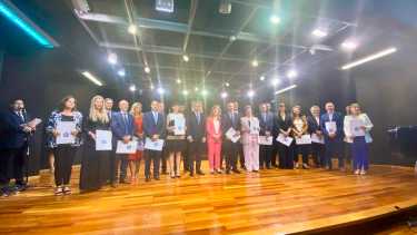 Rolando Figueroa asumió como gobernador de Neuquén y tomó juramento a sus ministros. Foto: Matías Subat. 