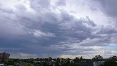 Neuquén, Roca, Bariloche y Viedma registrarán condiciones cambiantes desde este viernes hasta el domingo. Foto archivo (Andrés Maripe)