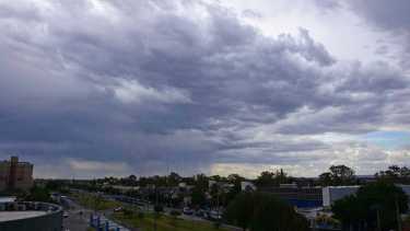 A qué hora empiezan las lluvias en Neuquén y Río Negro este viernes con alerta por tormenta. Foto: Andrés Maripe. 