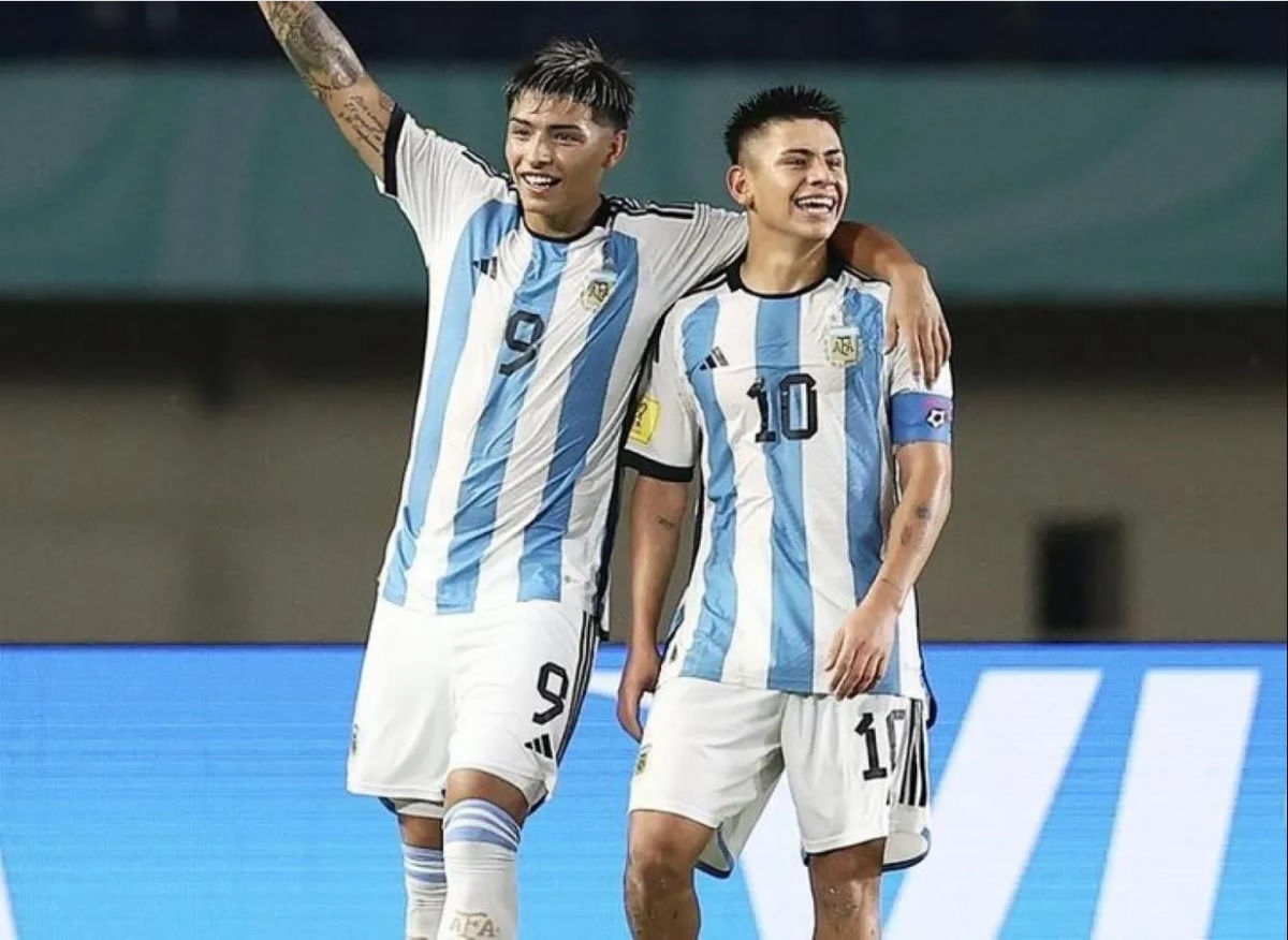 Echeverri y Ruberto, convocados por Demichelis para la semifinal ante ...