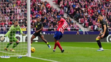 Correa volvió al gol luego de diez partidos.