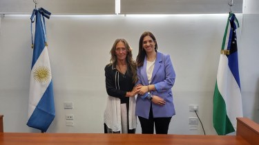 La presidenta del  STJ Liliana Piccinini y la nueva juez de Garantías Amorina Sánchez Merlo (gentileza)