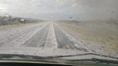 Tormentas y granizo sorprendieron este miércoles en Río Negro. Foto: Gentileza. 