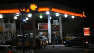 Aumentan los combustibles un 37%: la fuerte suba ya se aplica en Neuquén y Río Negro