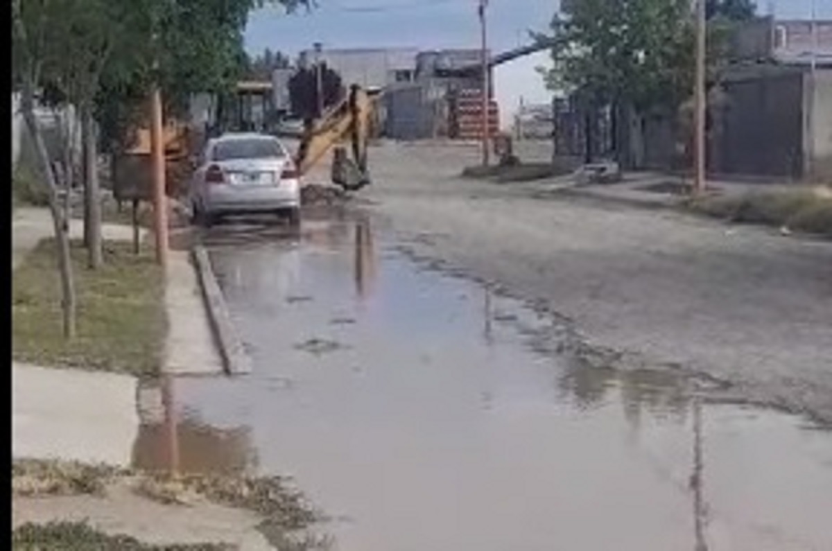 El incidente ocurrió esta mañana en Fernández Oro. Foto: Inforo.