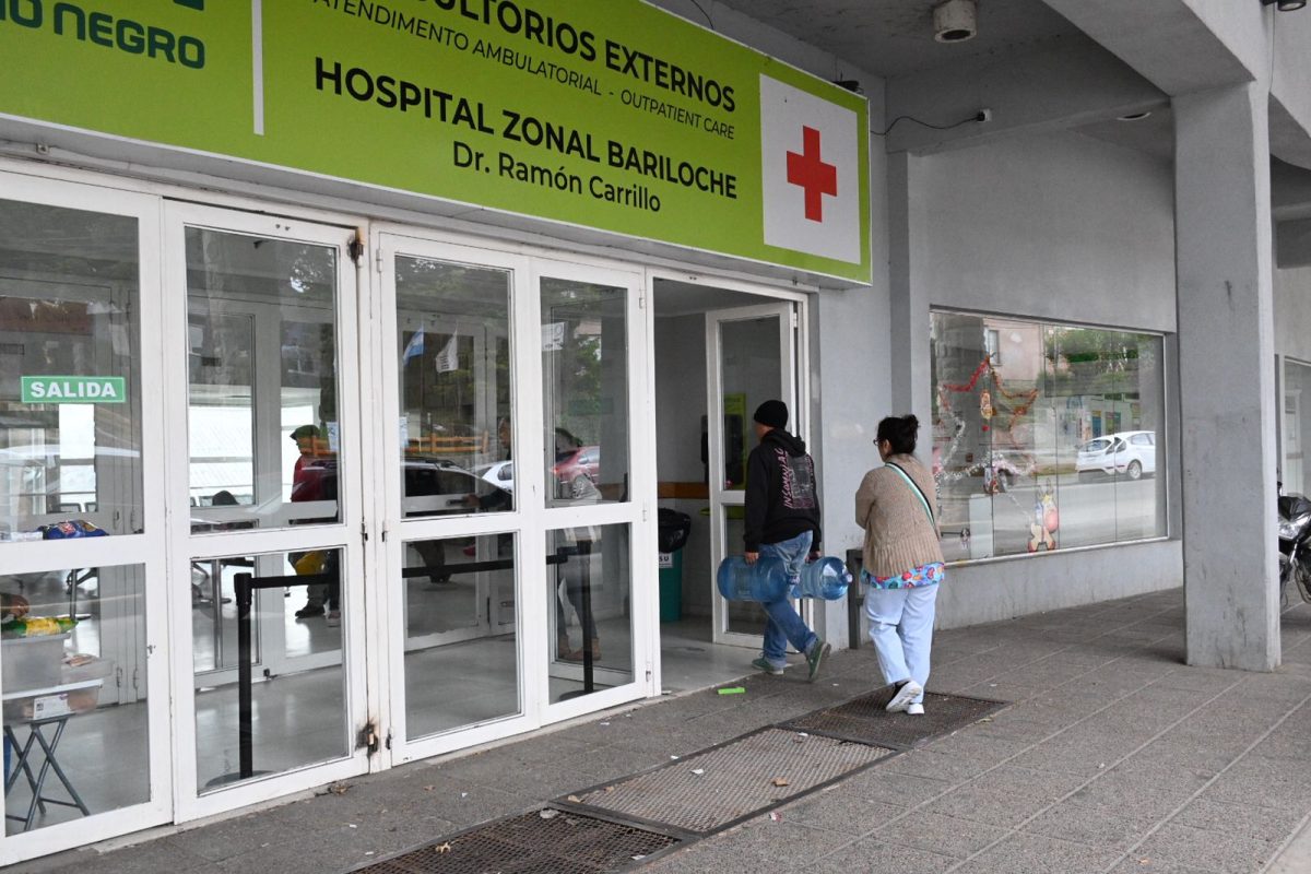 El hombre permanece internado en el hospital de Bariloche. Foto: archivo