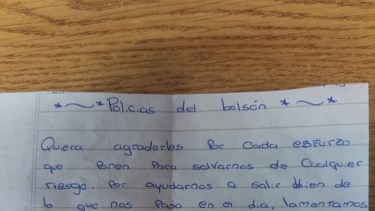 Una niña de nueve años escribió una emotiva carta a los efectivos policiales de El Bolsón. Foto: gentileza.