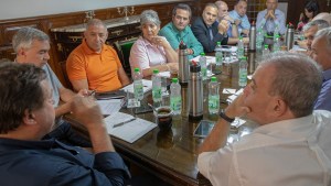 En Río Negro se retoman hoy las paritarias, con anuncios de fechas de sueldos y aguinaldos