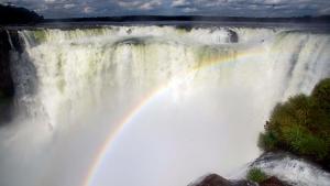 Vacaciones en Iguazú: todo lo que podés hacer en contacto con la naturaleza; cuanto sale ir desde el sur