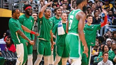 Los visitantes se quedaron con la victoria y Davis, de Los Lakers, fue la figura pero no alcanzó. Foto: Facebook Boston Celtics 