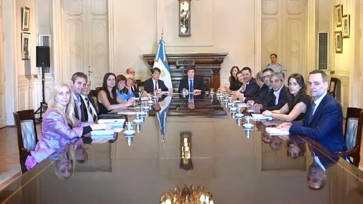 Reunión del gabinete de Javier Milei en funciones en Casa Rosada. 