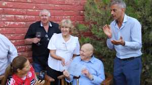Homenaje a bodegueros y pioneros de la Ruta del Vino y enoturismo en el Alto Valle