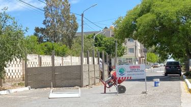 Ésa era la obra que la municipalidad, por el reclamo de los vecinos, desmanteló. Acopiarían basura en pleno centro
