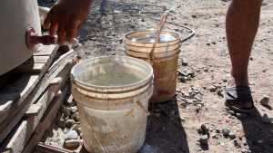 Calor extremo: recomiendan cuidar el agua para barrios de la zona norte de Roca y Regina