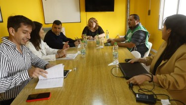 Tania Lastra recibió a los representantes de ATE y UPCN en la Función Pública. Foto: Pablo Leguizamon.