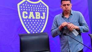 Se hizo el traspaso de mando en Boca, pero Juan Román Riquelme estuvo ausente