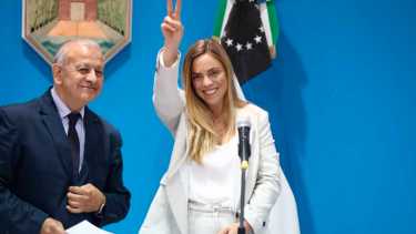 María Emilia Soria llamó al «diálogo productivo» a Weretilneck, en su asunción como intendenta de Roca