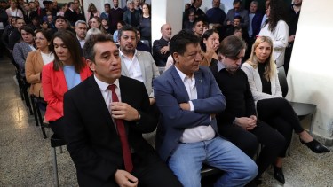 Castro y Bichara, entre otros, asumirán el domingo en el Centro Cultural de Viedma. Foto: Marcelo Ochoa.