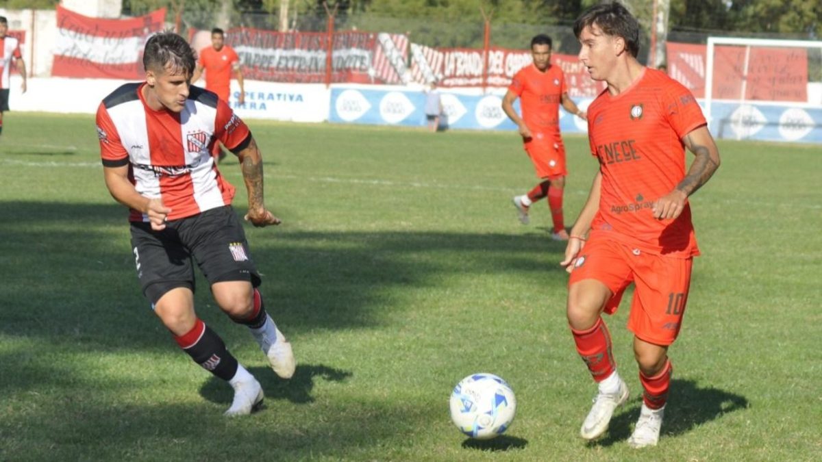 Yago Piro (izquierda) viene de jugar en Sansinena. (Foto: Martín Angelini/Prensa Círculo Deportivo)