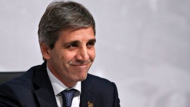 Luis Caputo precisó de cuánto será el bono para jubilados: ¿en cuánto quedará la mínima en marzo?