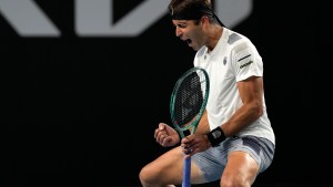 Etcheverry aplastó a Gael Monfils en el Abierto de Australia y en la próxima ronda enfrentará a Djokovic