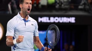 Djokovic sigue firme en el Abierto de Australia, está en cuartos y le igualó un récord a Federer
