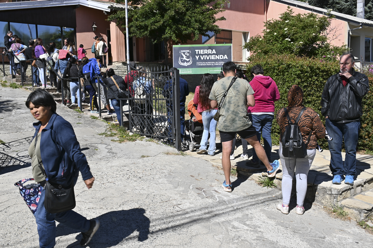 Por la crisis habitacional, el gobierno de Bariloche pone en la mira lo que se hizo en el Instituto de Tierras en los últimos 7 años. Archivo