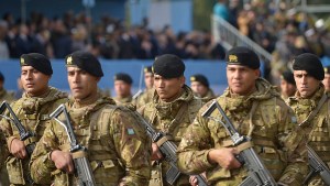 Milei y la «purga» en las Fuerzas Armadas: retiró a 22 generales y nombró a nuevos líderes militares