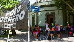 Levantaron el corte centro de Neuquén, pero el reclamo a Figueroa seguirá la próxima semana