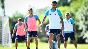 Racing cerró la llegada de otro ex River y confirmó dos refuerzos más