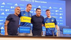Boca presentó a sus refuerzos: el agradecimiento de Riquelme a Zenón con palitos a River y Unión